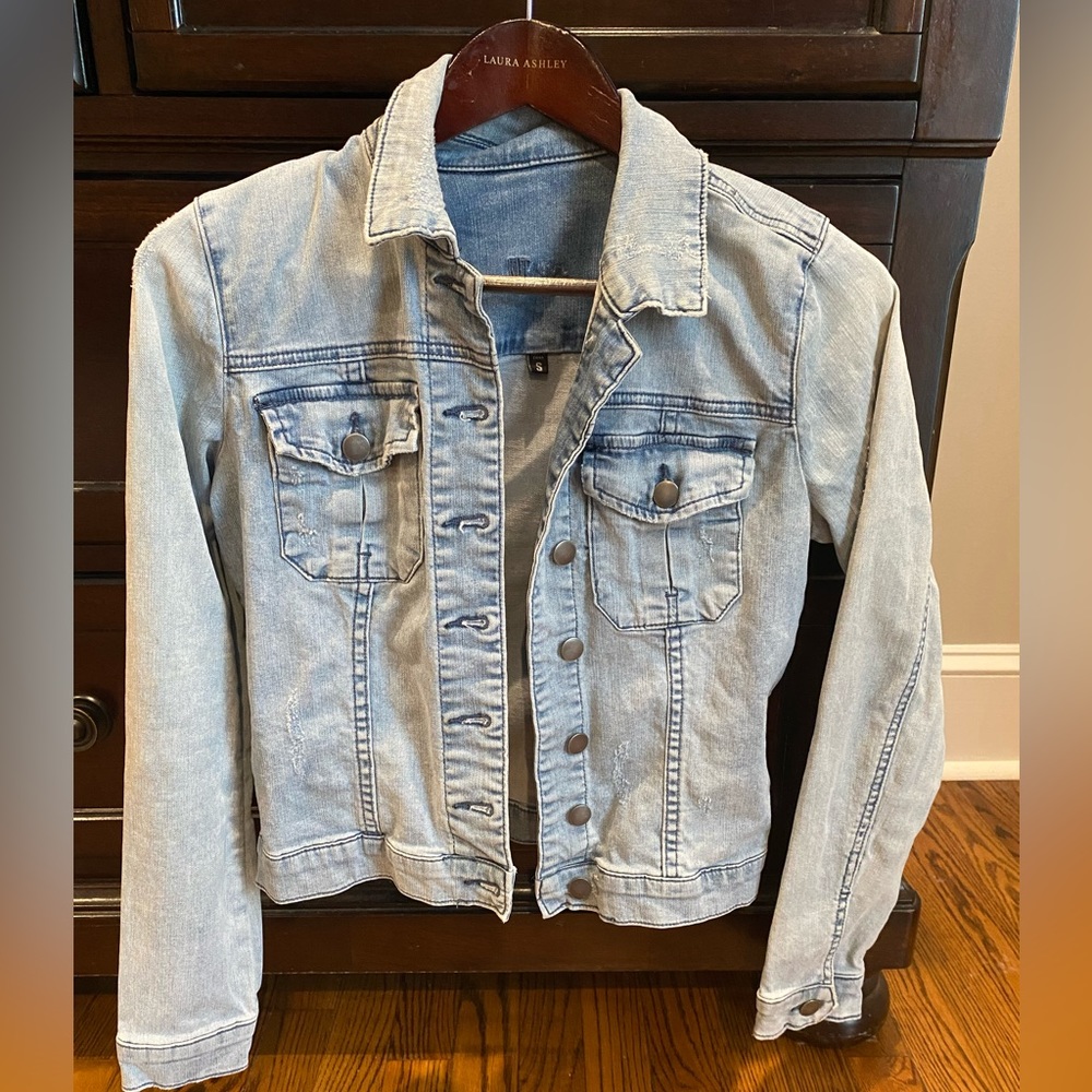 Kut from the Kloth denim jacket. Size small